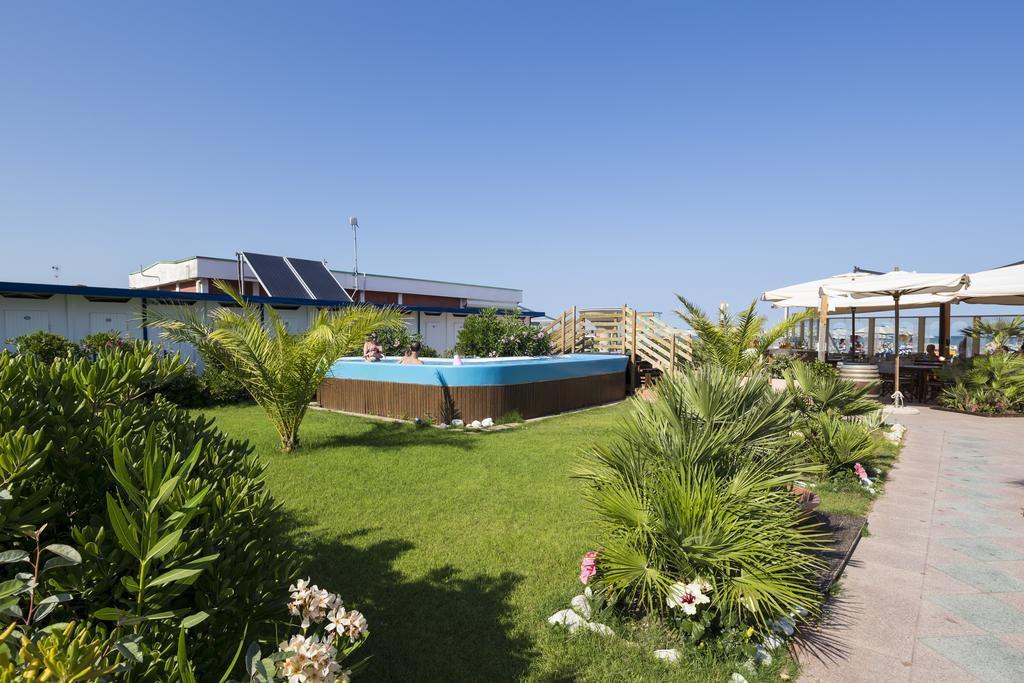 Hotel Acapulco มิลาโน แมริตทิมา ภายนอก รูปภาพ